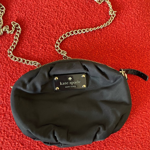 Kate Spade bubble purse. Chain strap. Black. - Picture 3 of 5